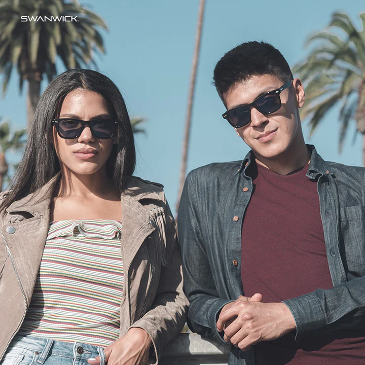 Blue-Banned Sunnies - Image 4